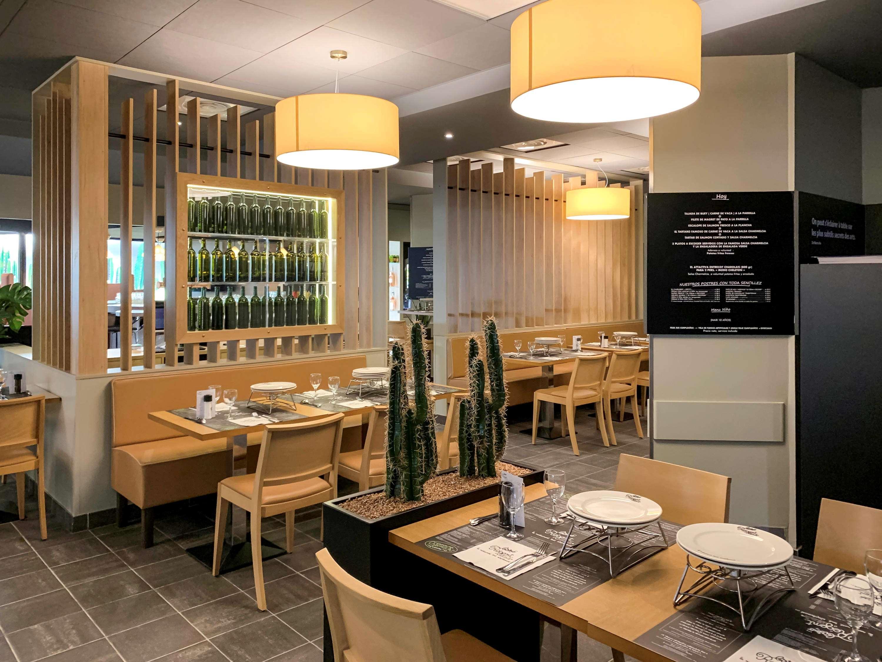 Готель Ibis Tours Centre Gare Екстер'єр фото