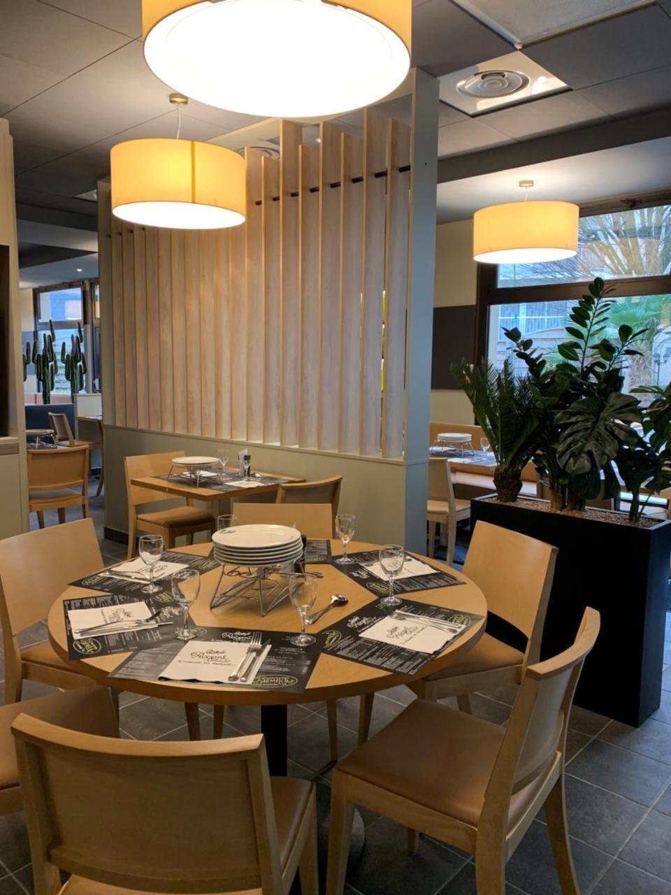 Готель Ibis Tours Centre Gare Екстер'єр фото